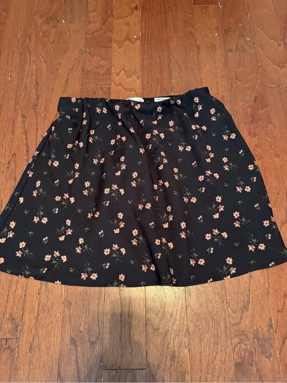 Women's Black Floral A-Line Skirt - Pink Floral Print